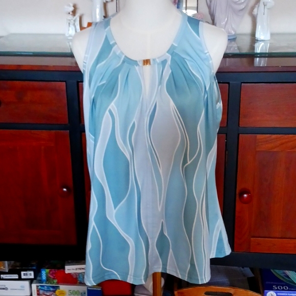 Source Unknown Tops - Elegant Blue Sleeveless Top
